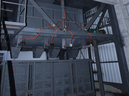 Polystyrene concrete block pouring equipment